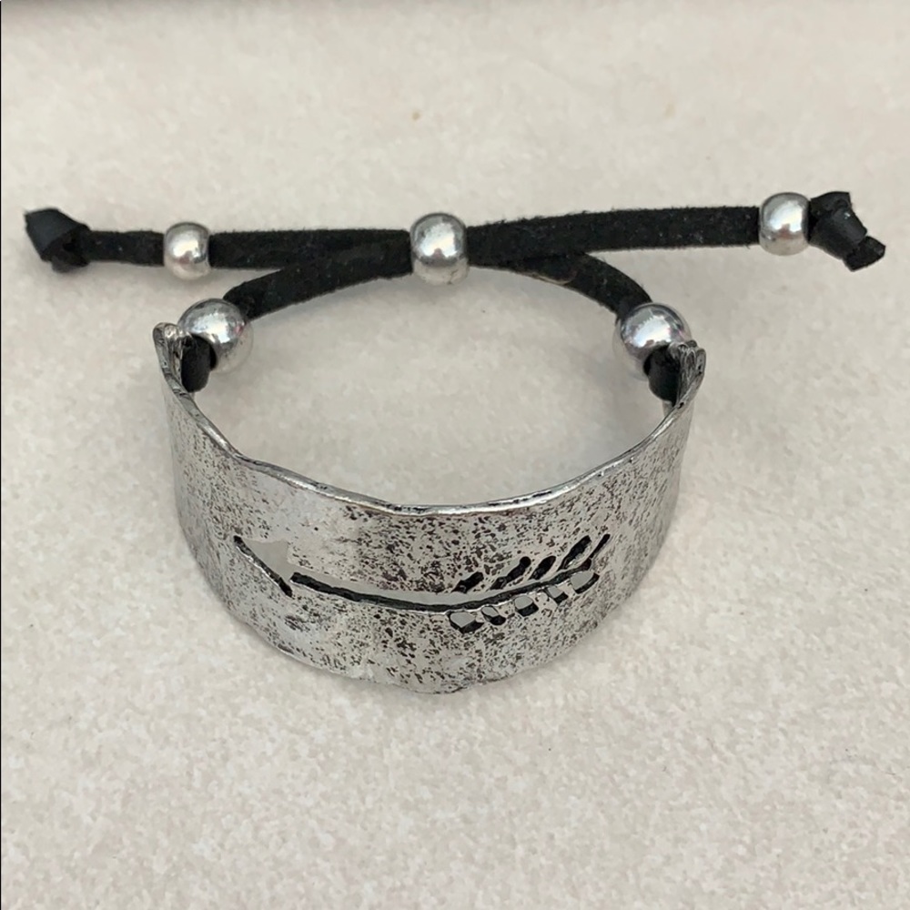 Silver arrow cuff bracelet